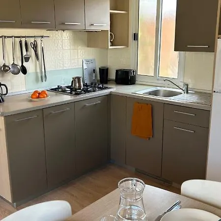 Les Mobil Homes De Noly Tv Clim 6places (adults Only) Port-la-Nouvelle