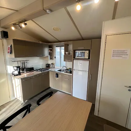 Les Mobil Homes De Noly Tv Clim 6places (adults Only) Parque de Campismo Port-la-Nouvelle
