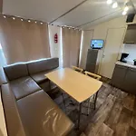 Les mobil homes de NOLY, 1 Place adulte Réserve Africaine de Sigean gratuite Camping