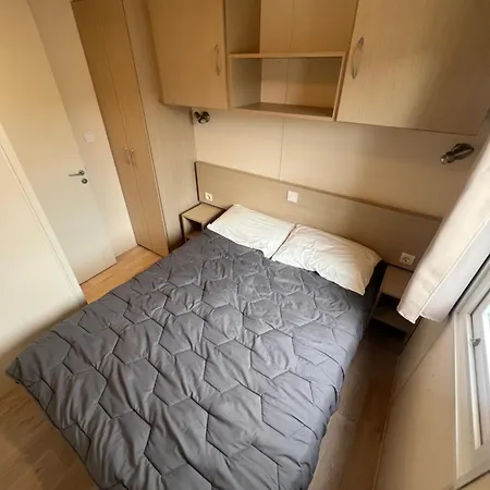 Les mobil homes de NOLY, 1 Place adulte Réserve Africaine de Sigean gratuite Camping Port-la-Nouvelle