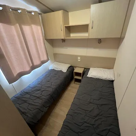Les mobil homes de NOLY, 1 Place adulte Réserve Africaine de Sigean gratuite