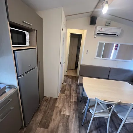 营地 Les Mobil Homes De Noly Tv Clim 6places 1 Place Adulte Offerte Pour La Reserve Africaine Sigean *