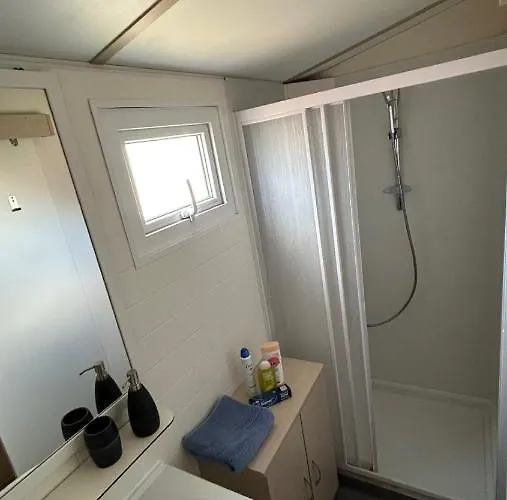 Les Mobil Homes De Noly Tv Clim 6places (adults Only)