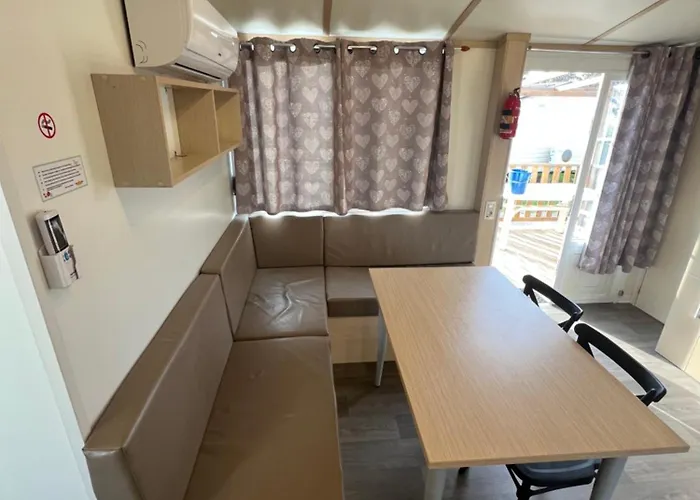 Les Mobil Homes De Noly Tv Clim 6places (adults Only) Kemp *