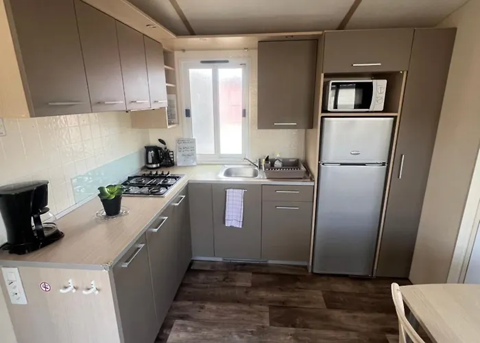 Les Mobil Homes De Noly Tv Clim 6places (adults Only) *